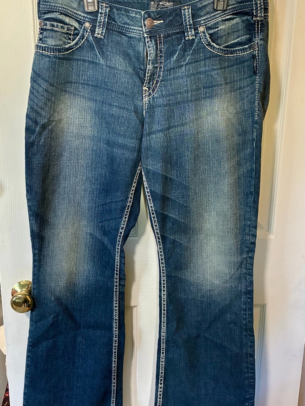Silver Jeans Women's Flared Blue Denim with Contrast Stitching